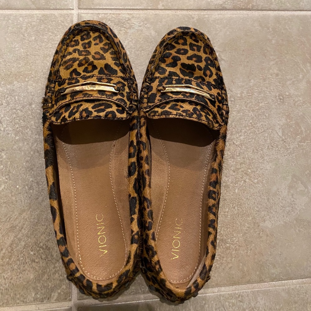 Vionic leopard print loafers